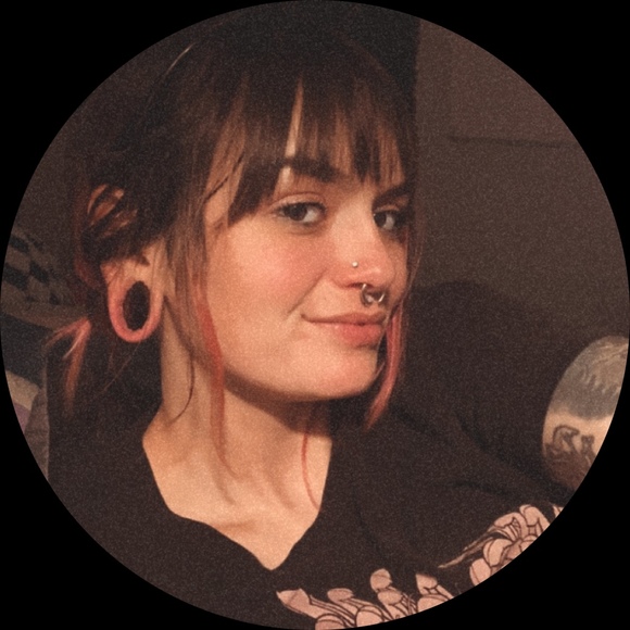 Meet your Posher, Anna - Picture 1 of 1